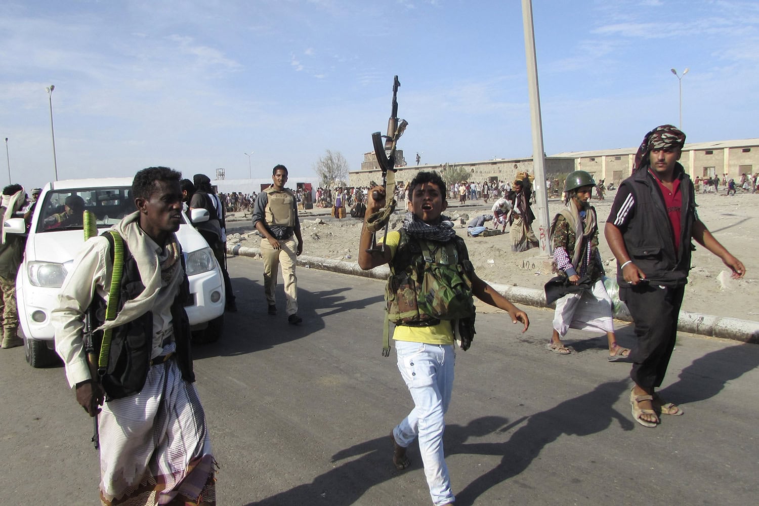 Escala la violencia en Adén