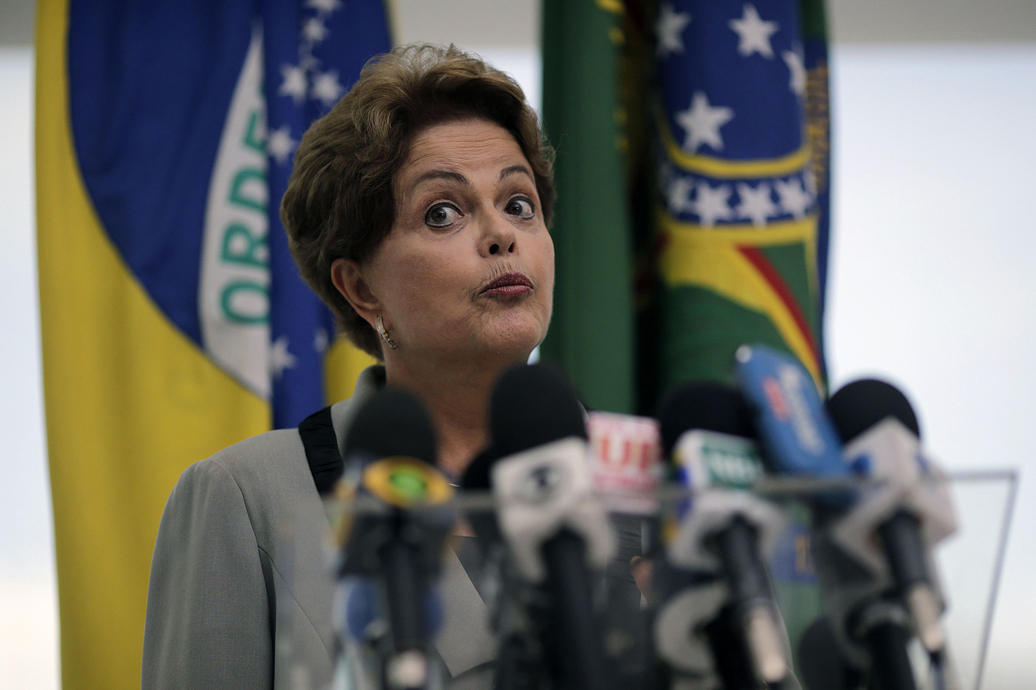 Se hunde la imagen de Dilma Rousseff