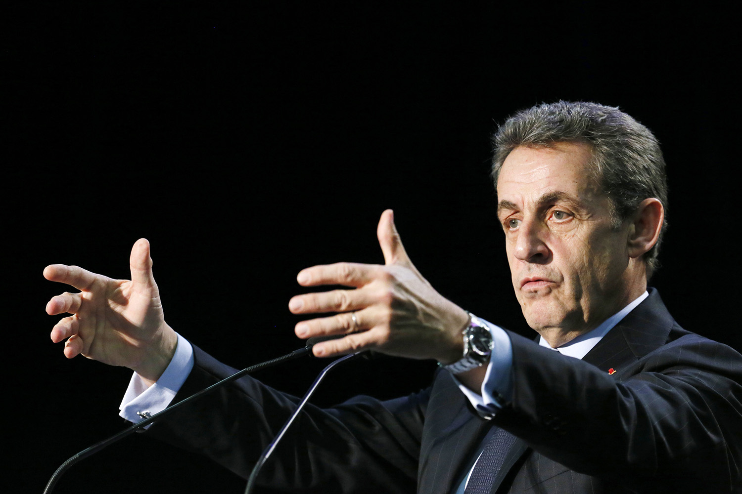 Sarkozy proclama el inicio de la alternancia