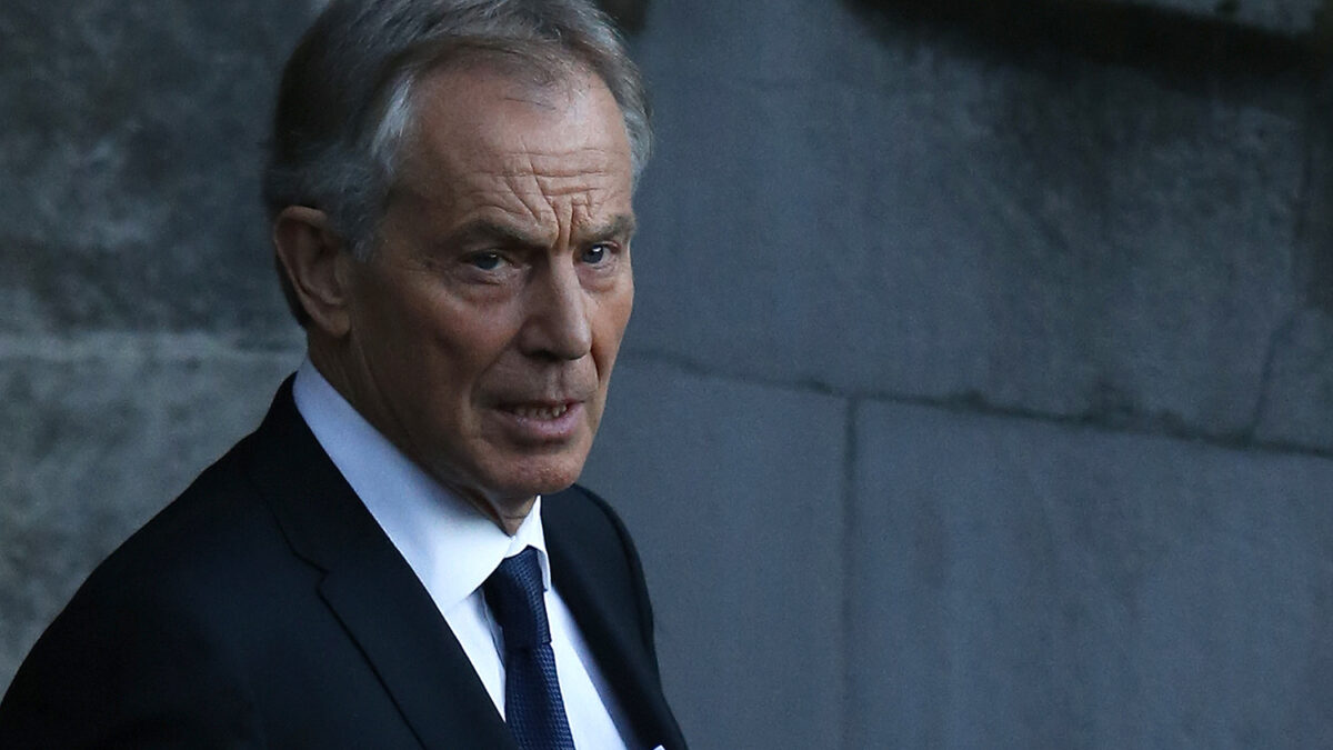 Tony Blair hace campaña por la UE.