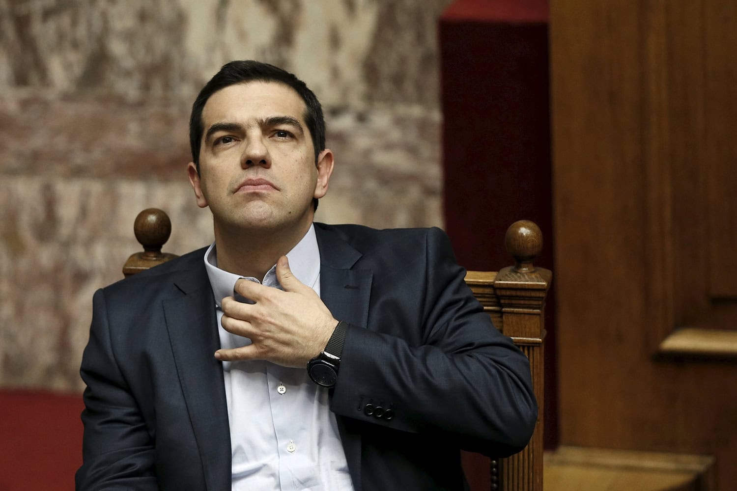 Atenas confisca el dinero de todas las entidades públicas