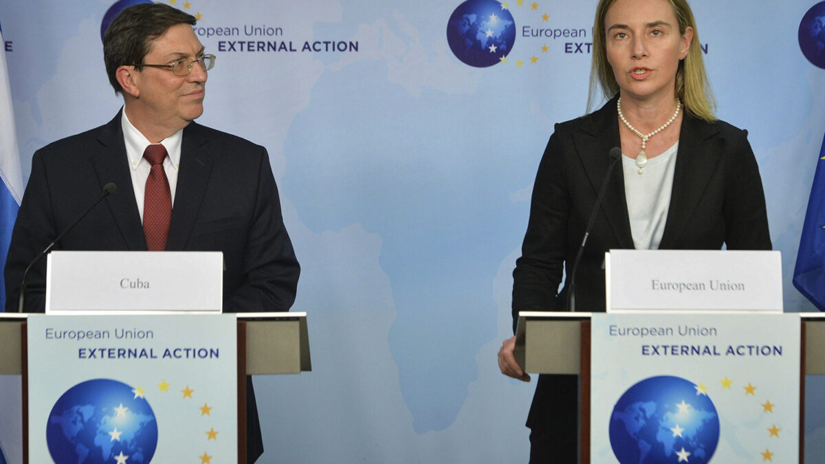 La Unión Europea y Cuba restablecen el diálogo político