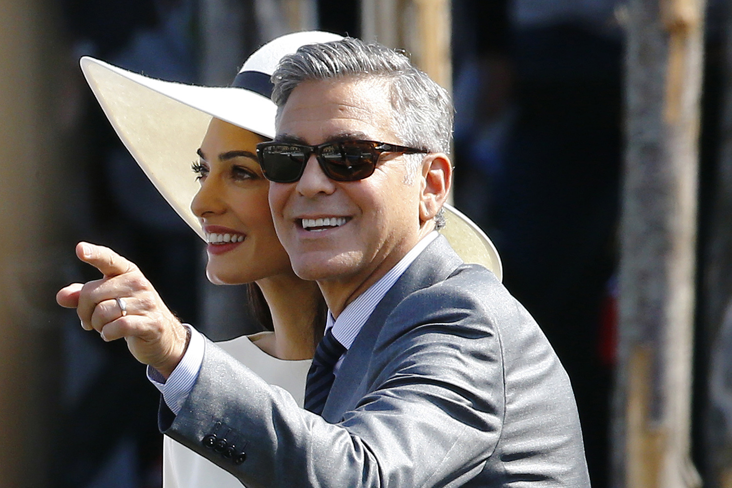 Una ley castiga a quien se acerque a la casa de George Clooney