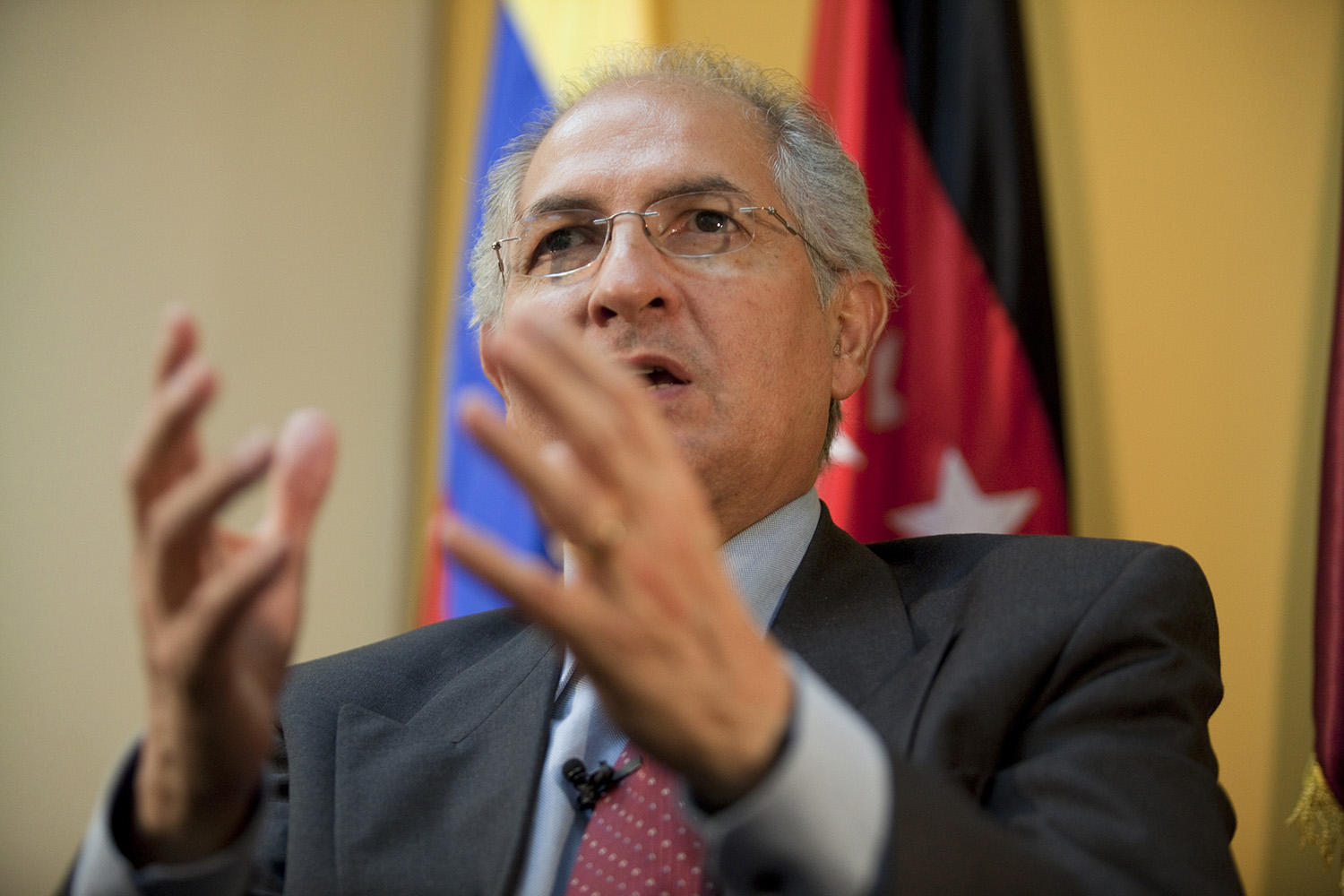 Acusan al alcalde de Caracas de conspiración