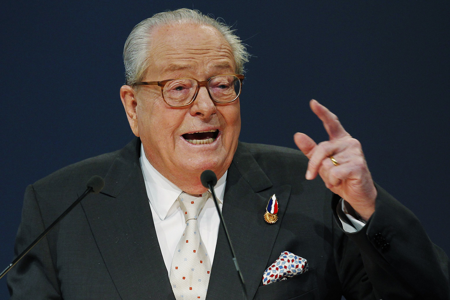 Revelan la fortuna oculta de Jean-Marie Le Pen