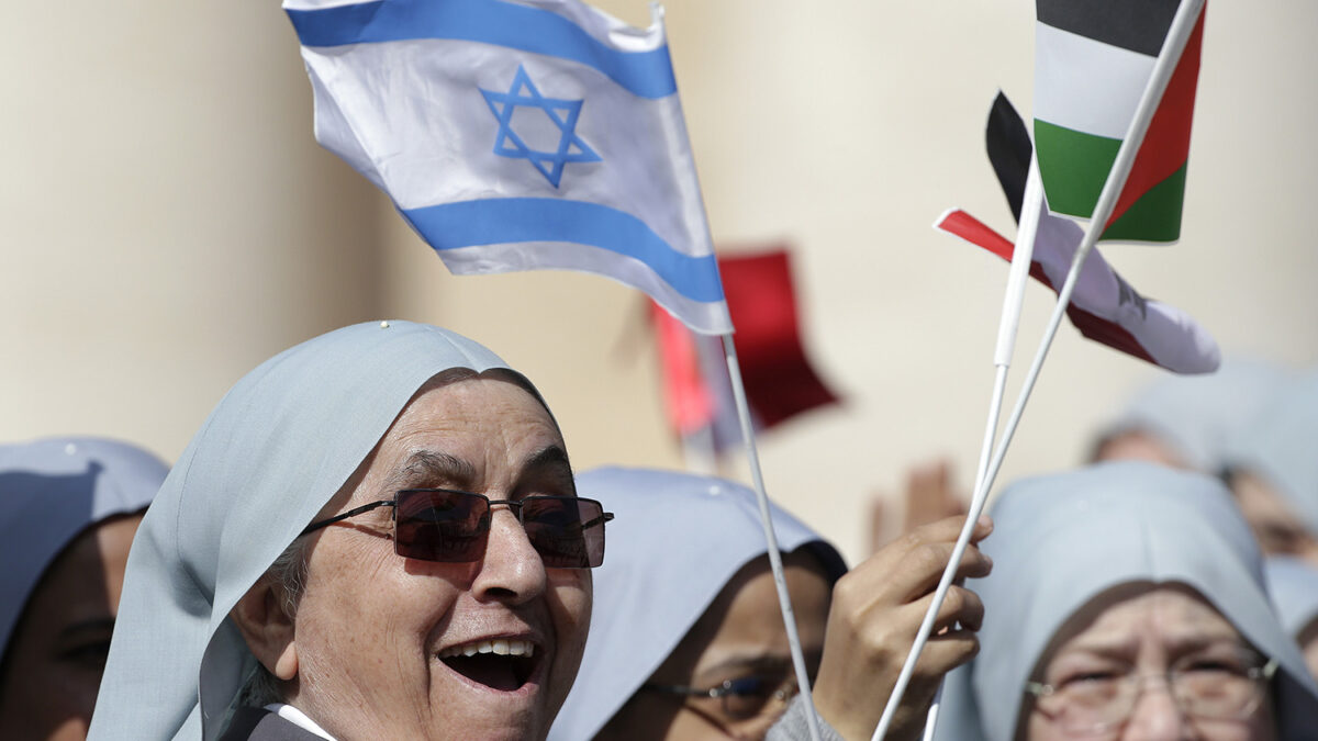 Las monjas deben ser madres espirituales y no solteronas