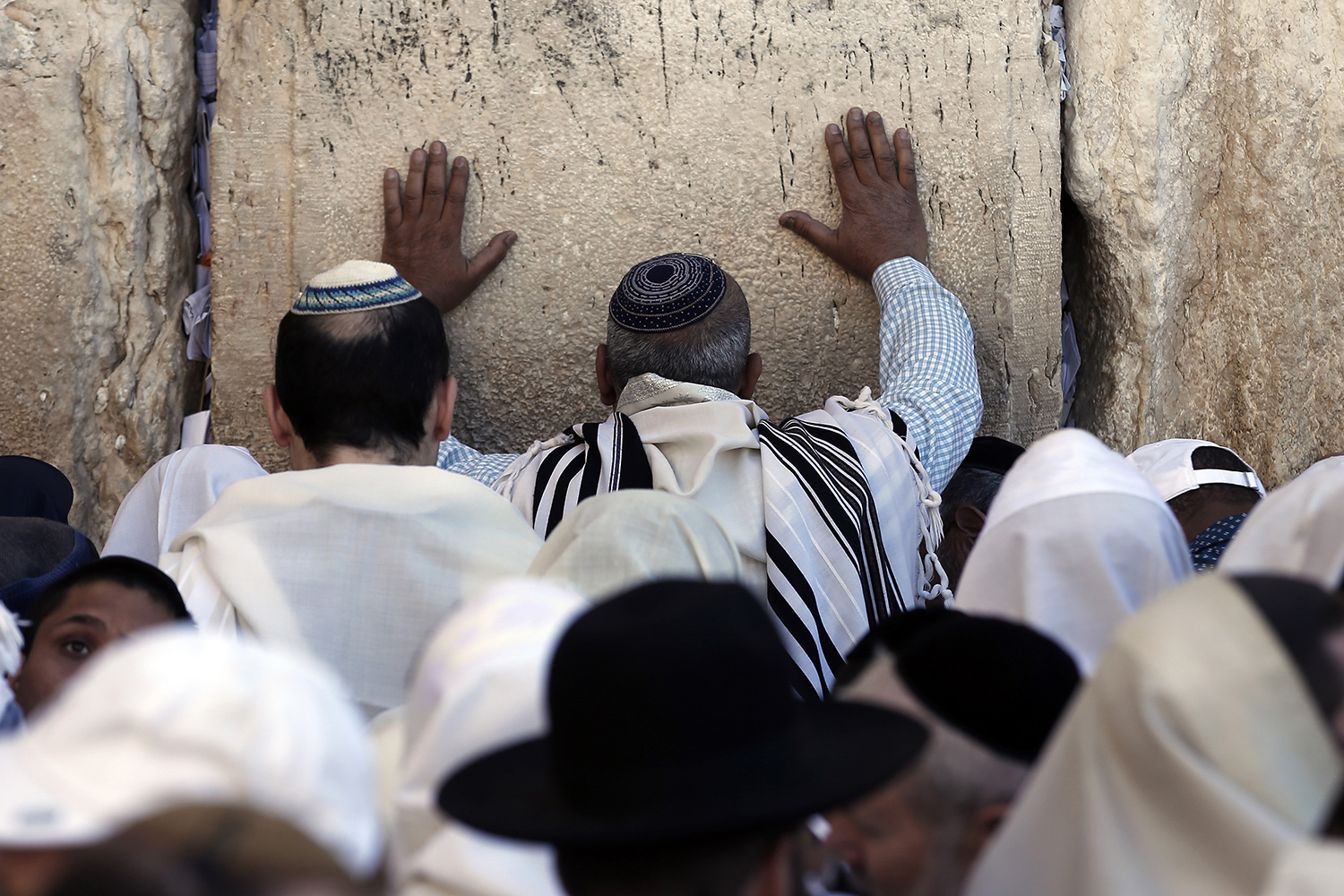 50.000 fieles judíos oran en el Muro de las Lamentaciones