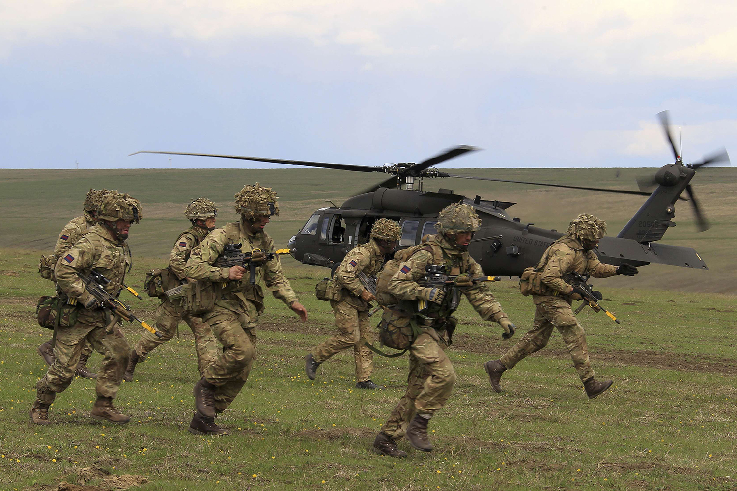 La OTAN hace juegos de guerra junto a la frontera de Ucrania