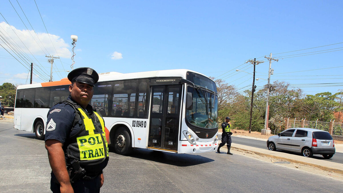 Huelga de transporte paraliza Panamá, pocos días antes de la Cumbre de las Américas