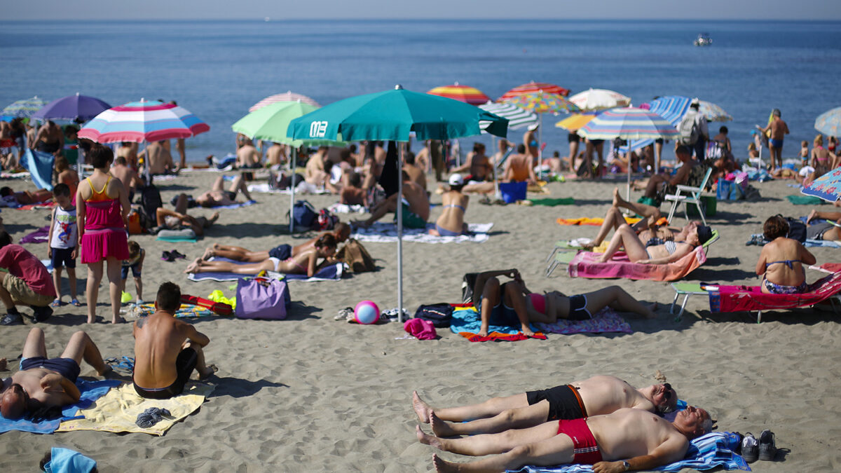 Jubilados británicos sufren más casos de cáncer de piel por las vacaciones baratas