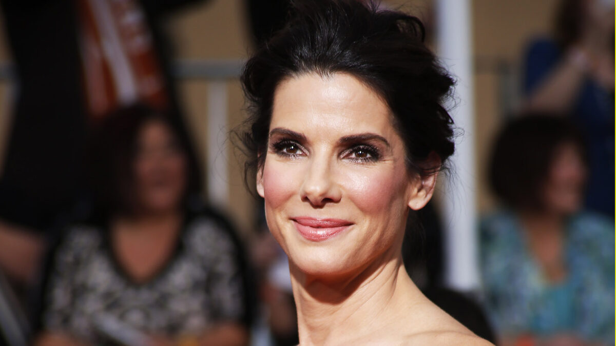 Sandra Bullock es la mujer más bella