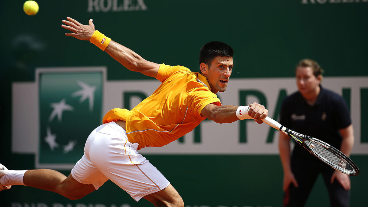 Novak Djokovic pasa a semifinales en Montecarlo