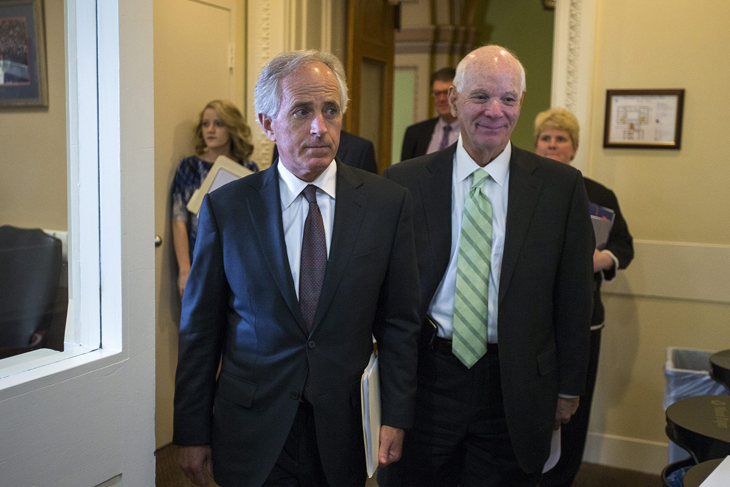 El Senado aprueba la ley que obliga a someter al Congreso el acuerdo nuclear con Irán