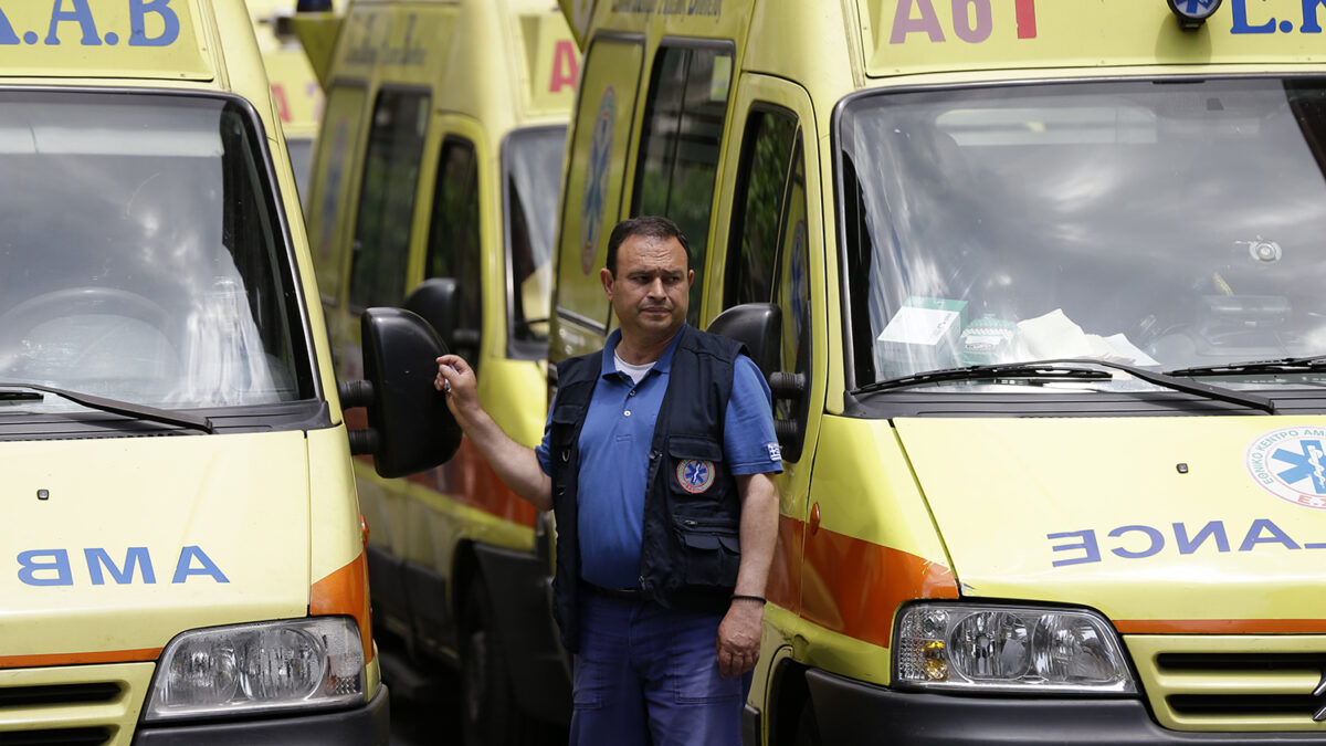 Los hospitales griegos realizan su primera huelga con el Gobierno Syriza