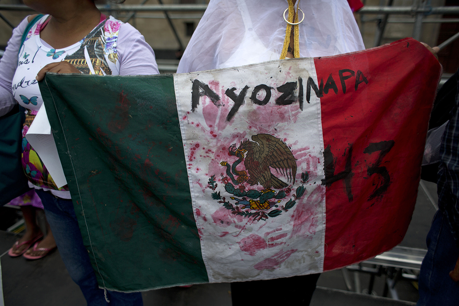 Detienen a exmando policial buscado por la desaparición de los 43 estudiantes de Iguala