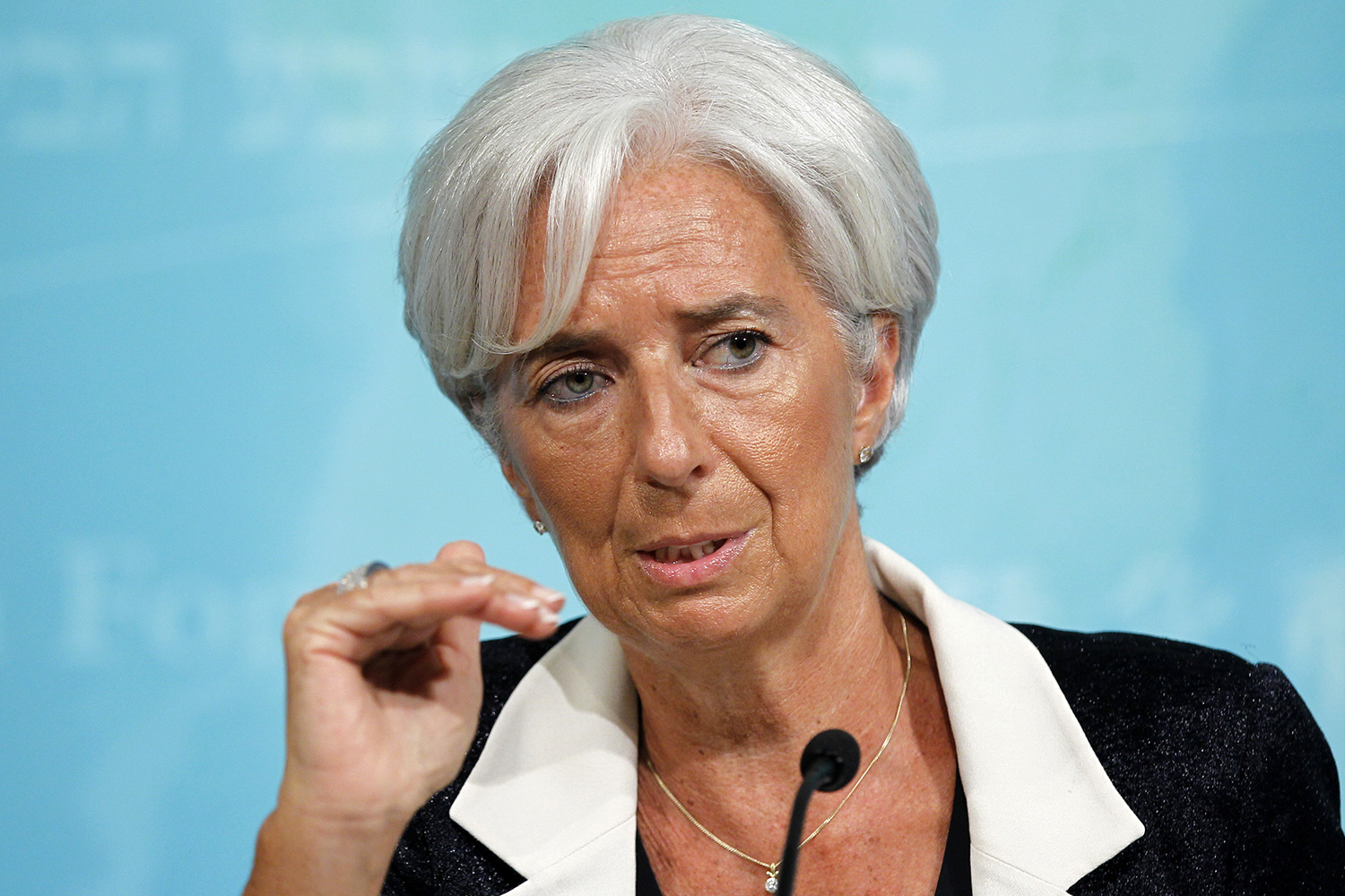 Christine Lagarde considera que Grecia podría salir de la zona euro