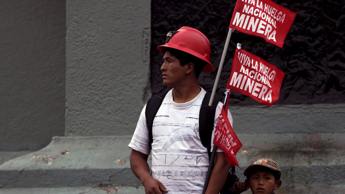 Perú declara estado de emergencia en zona de protesta antiminera