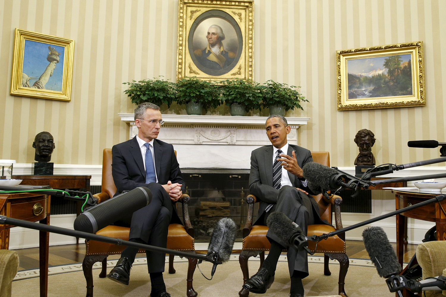 Obama denuncia la actitud cada vez más agresiva de Rusia en Ucrania
