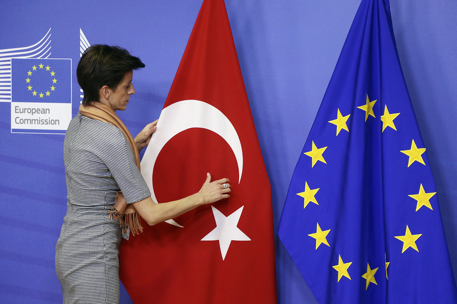 Turquía amenaza a la UE con cancelar los acuerdos de readmisión de inmigrantes indocumentados