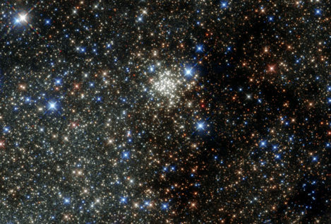 Hubble capta en una imagen la joya más preciada de la constelación Sagitario