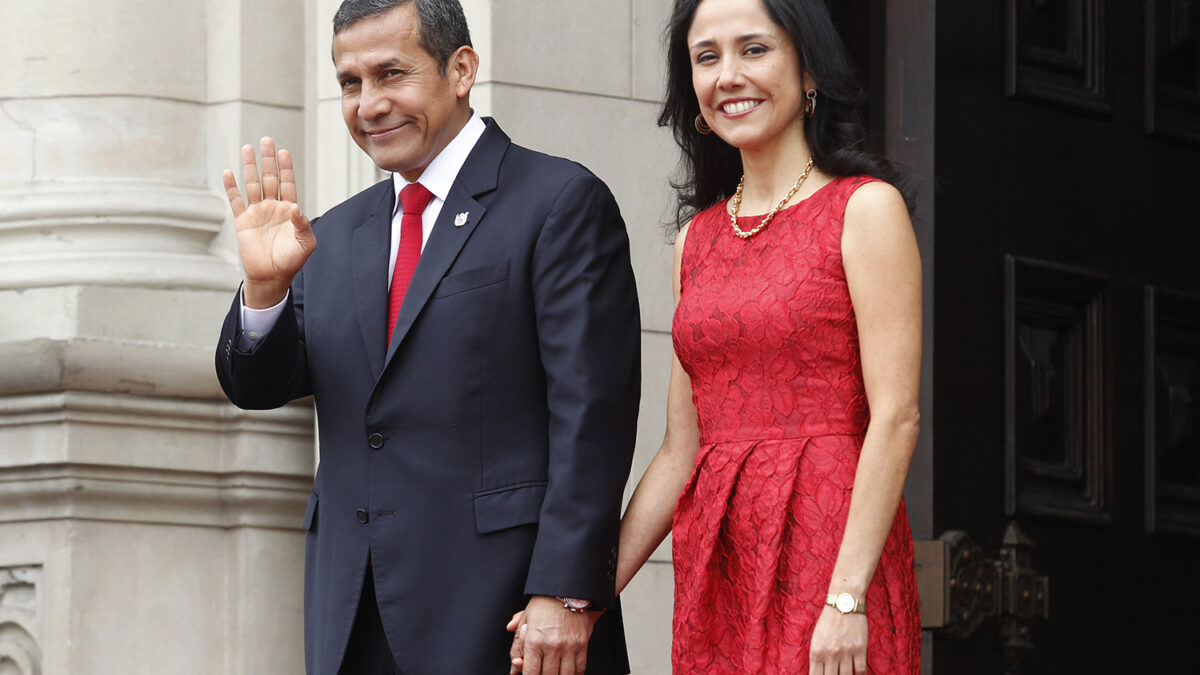 Popularidad de Humala se desploma por acusaciones de corrupción contra su esposa