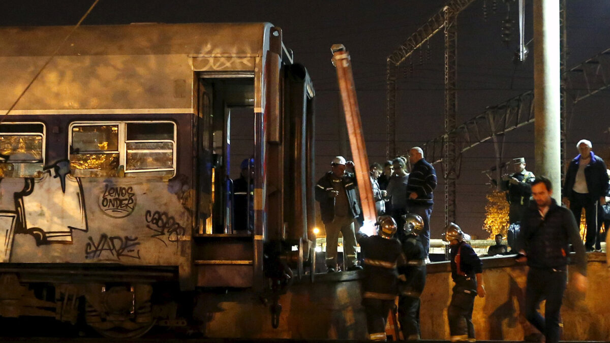 Gobierno argentino atribuye a sabotaje accidente de tren que causó 40 heridos.