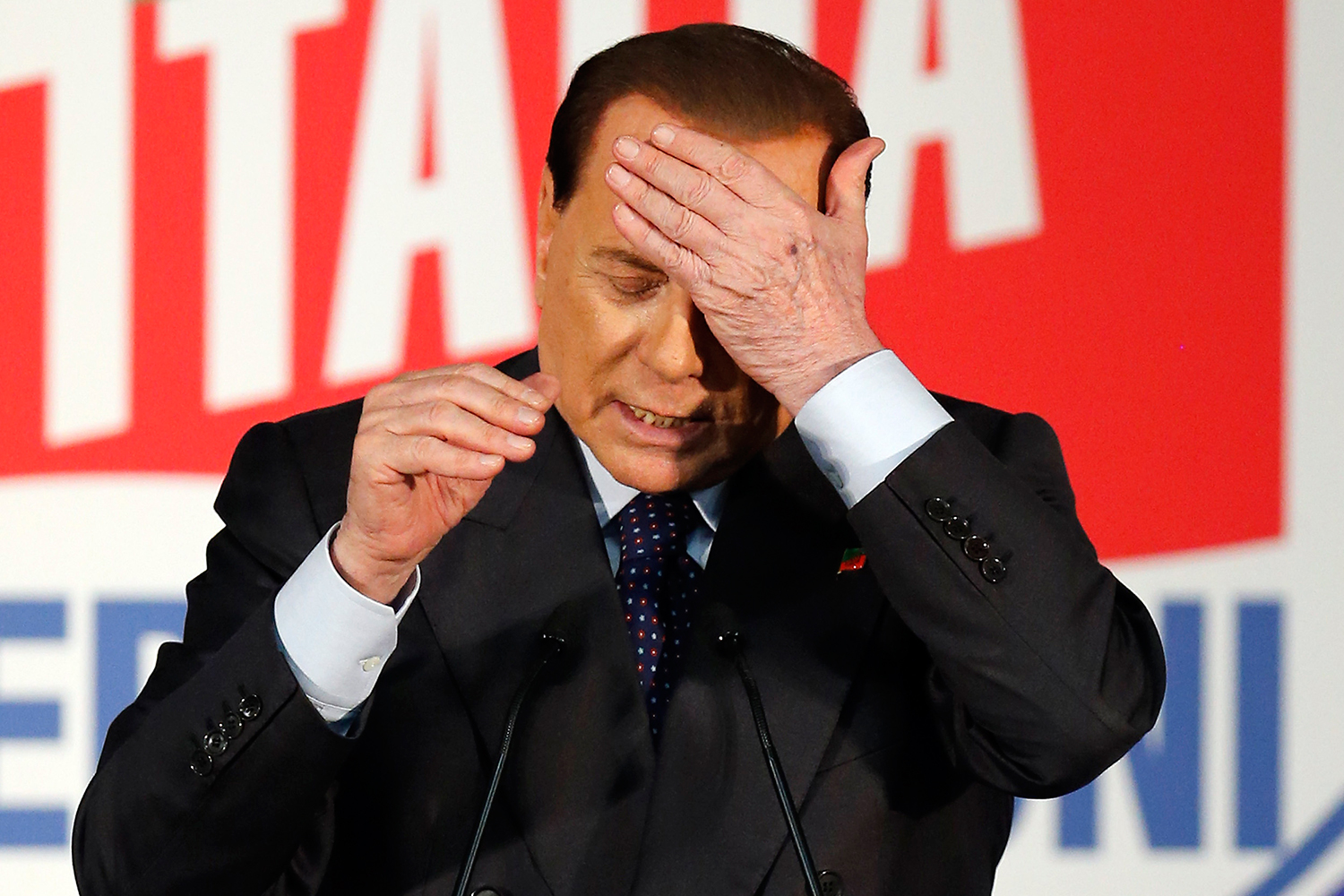 Berlusconi deberá pagar 1,4 millones de euros al mes a su ex mujer