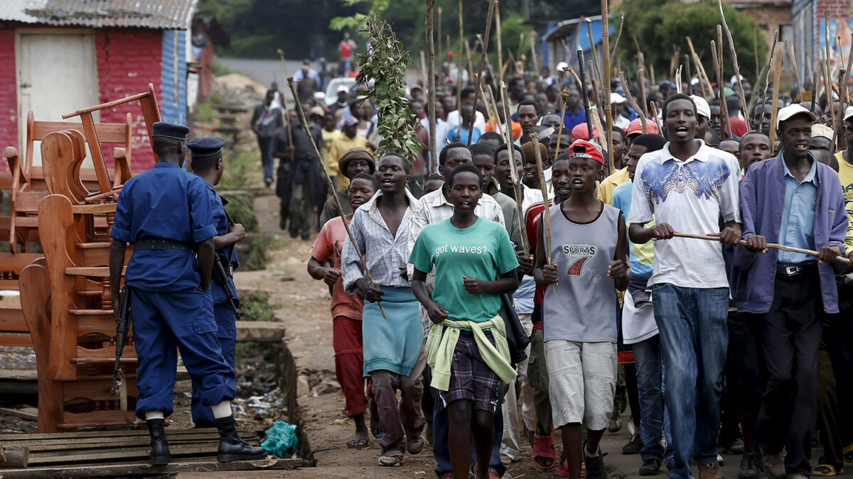 Burundi aplaza las presidenciales