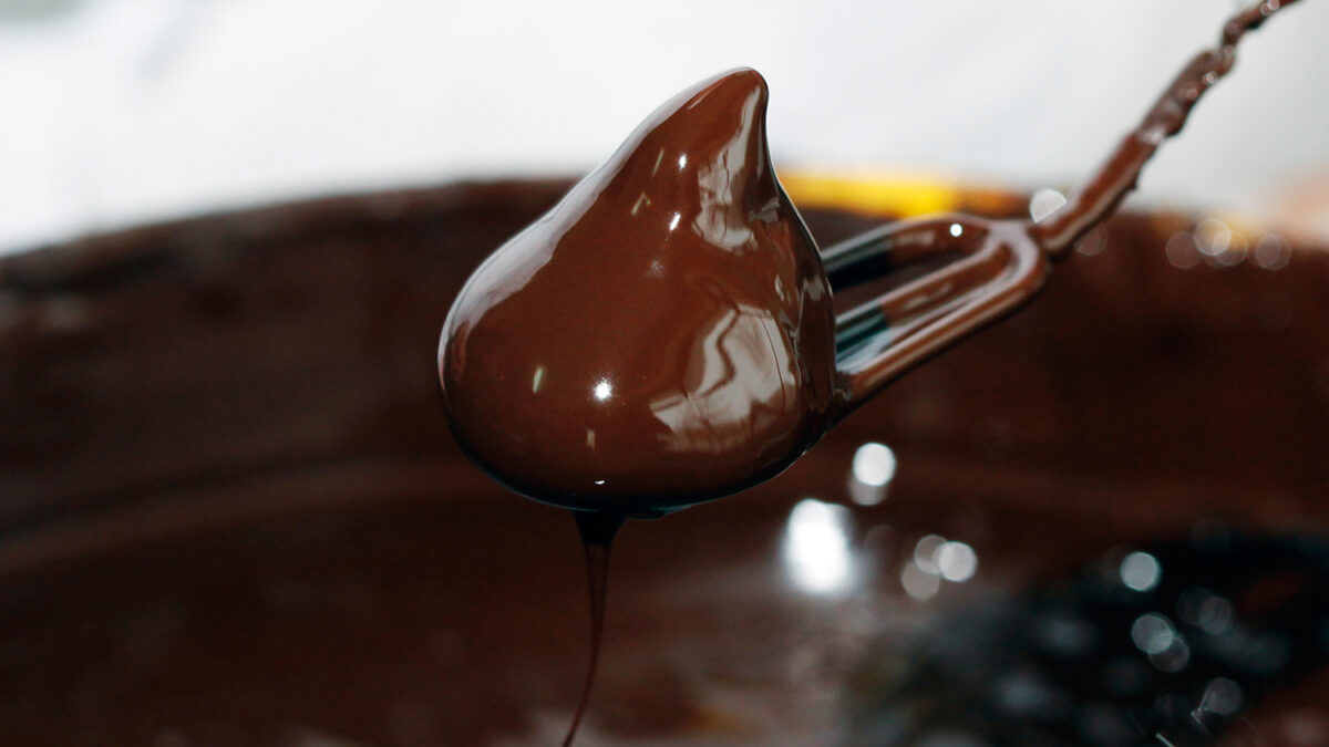 Comer chocolate reduce el riesgo de ictus y de enfermedades cardiacas