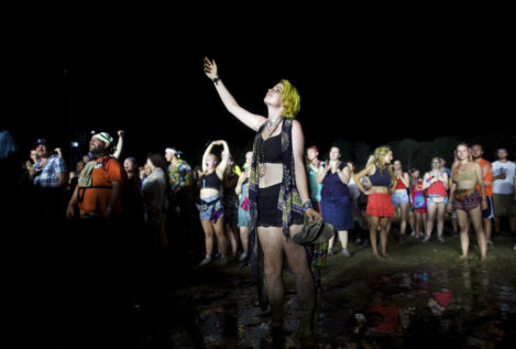 La tormenta tropical Bill obliga a evacuar a 90.000 personas en un famoso festival