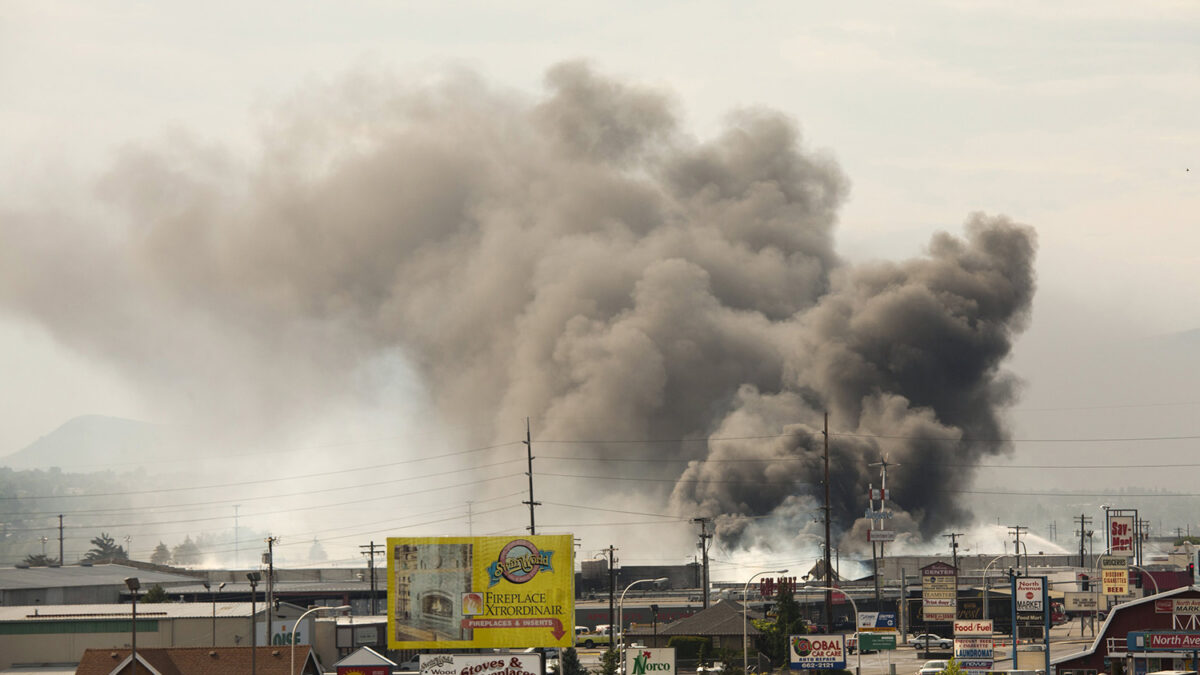 Incendio forestal fuera de control en el centro de Washington