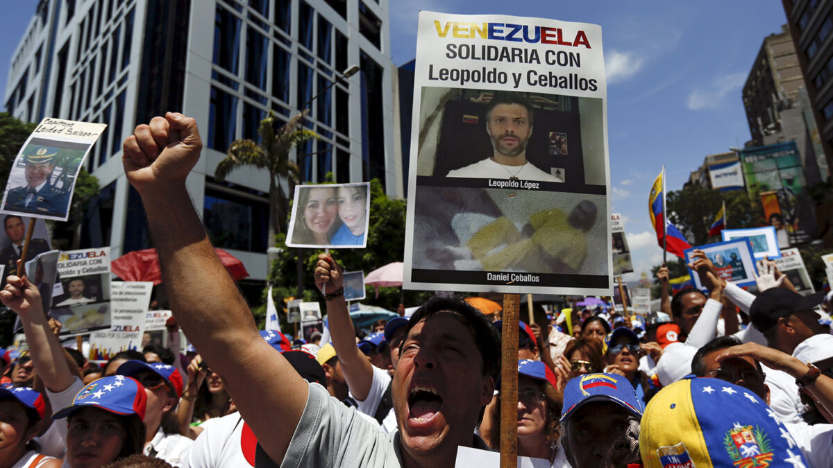 Leopoldo López arriesga su vida