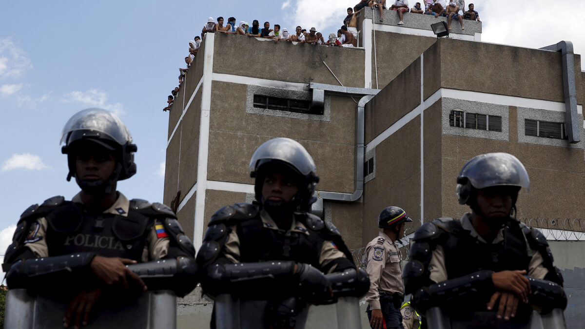 El hampa masacra a las fuerzas de seguridad venezolanas