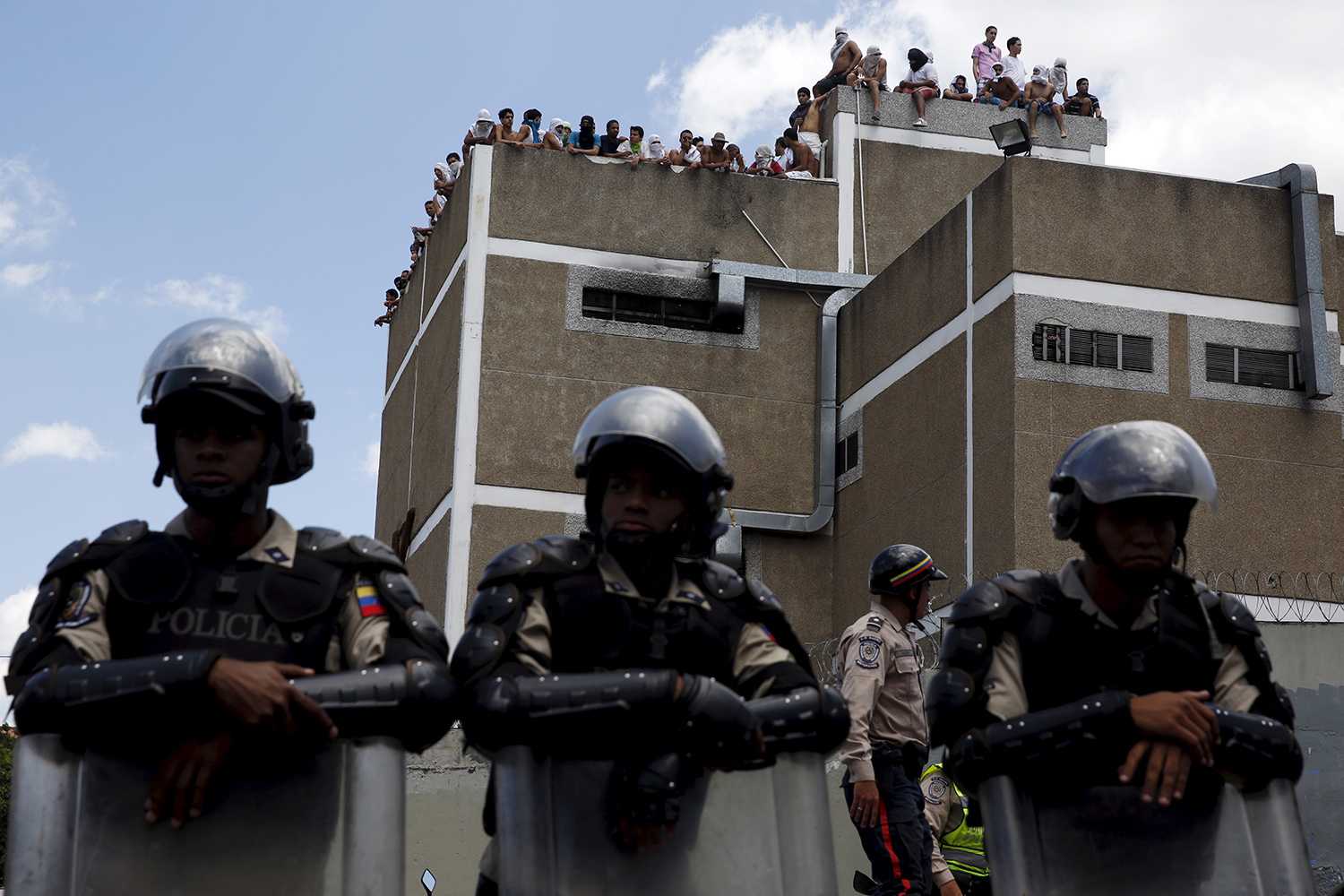 El hampa masacra a las fuerzas de seguridad venezolanas
