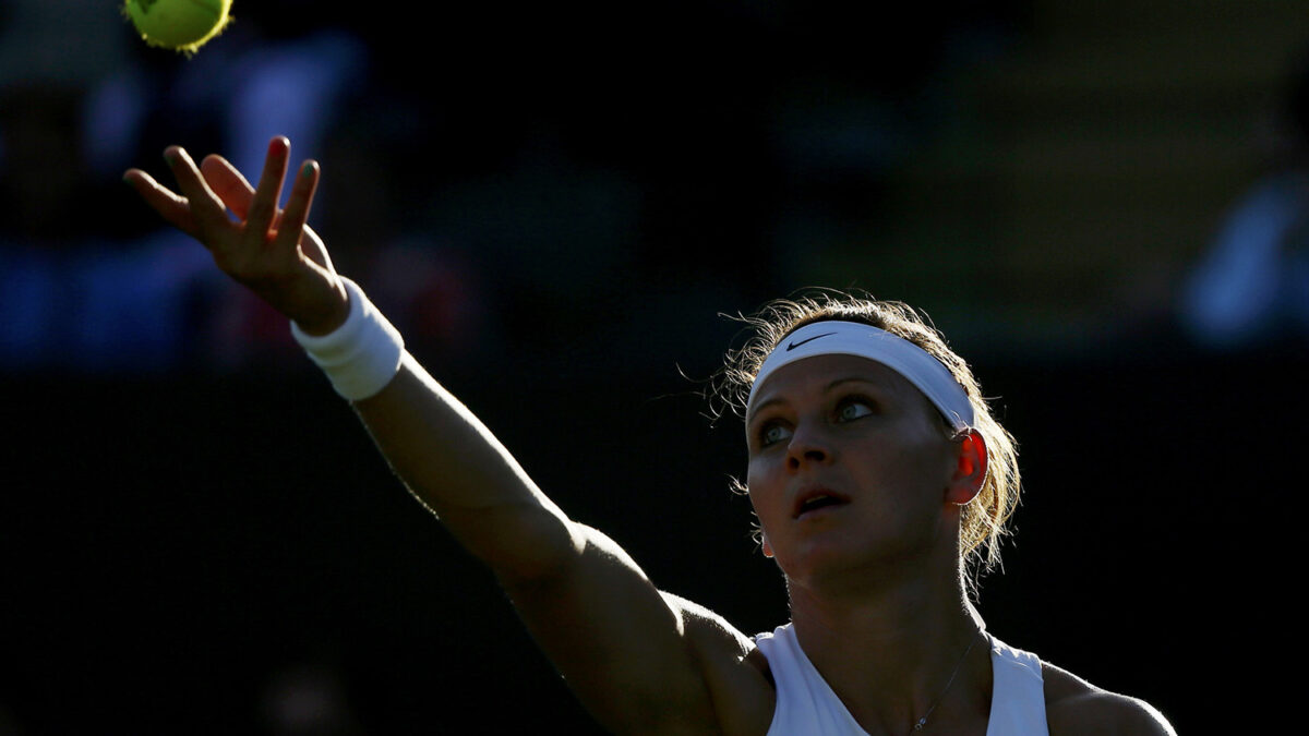 Safarova avanza a la segunda vuelta del Wimbledon