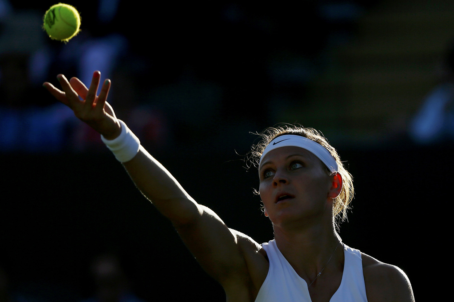 Safarova avanza a la segunda vuelta del Wimbledon