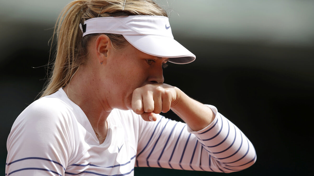 Sharapova es eliminada en octavos de Roland Garros