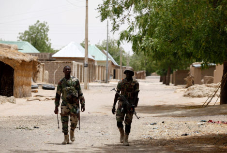 Ejército de Nigeria detrás de 8.000 muertes