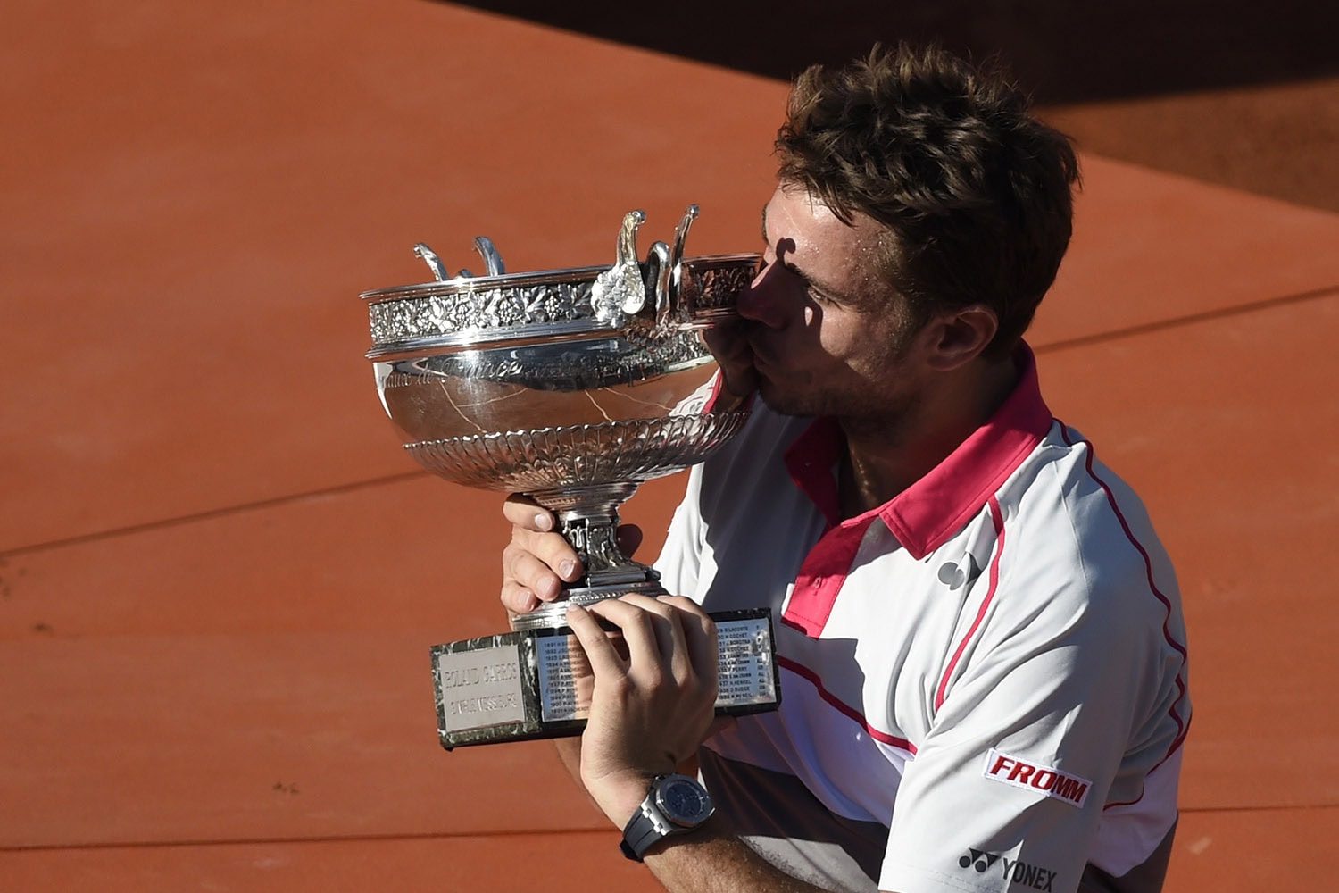 Stanislas Wawrinka da la sorpresa ante Djokovic y es campeón en Roland Garros