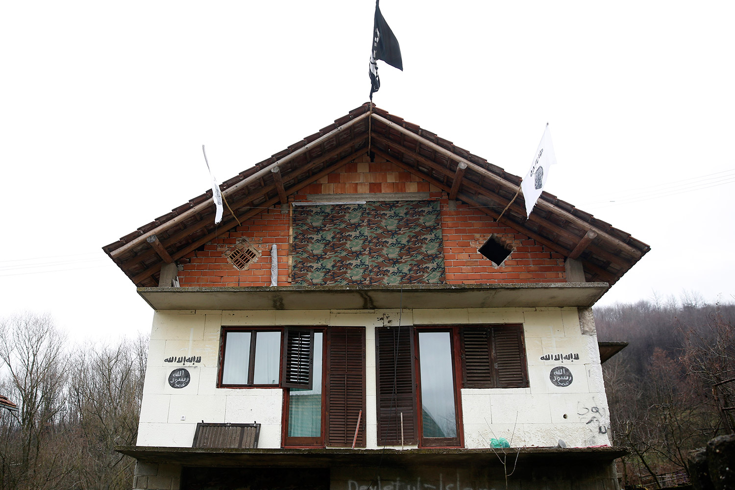 El corredor yihadista de los Balcanes: mucho más que una aldea abandonada en Bosnia