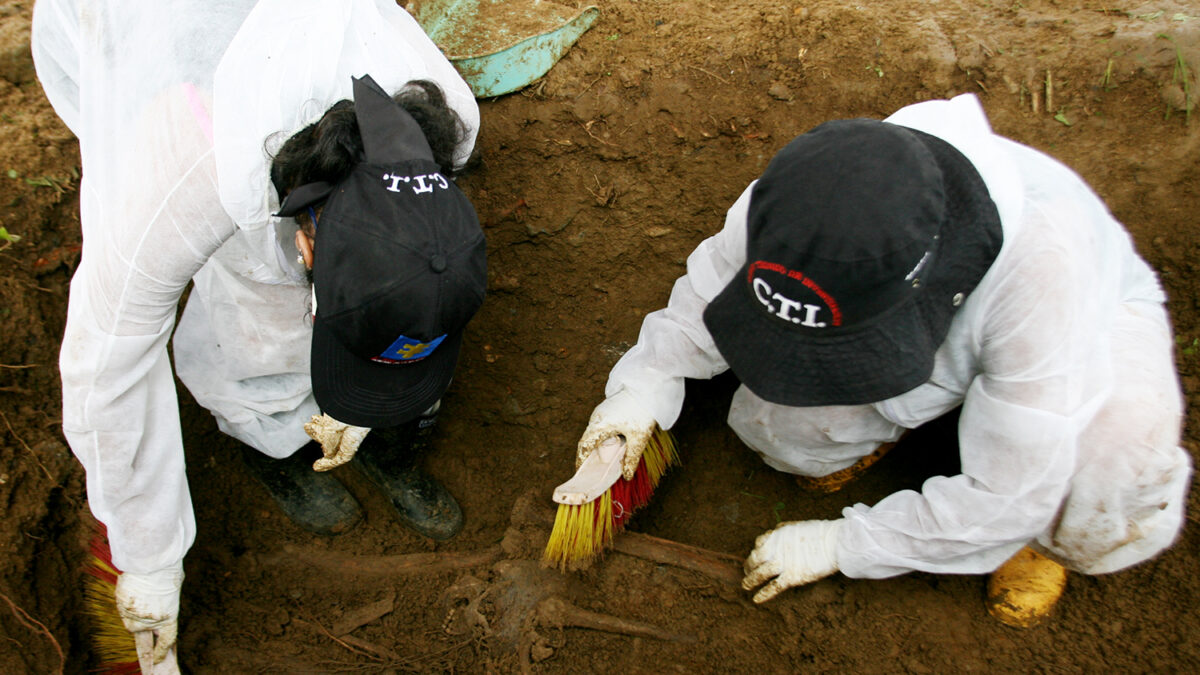 Colombia prepara la mayor exhumación de su historia