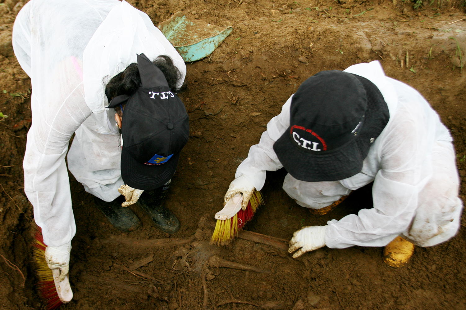 Colombia prepara la mayor exhumación de su historia