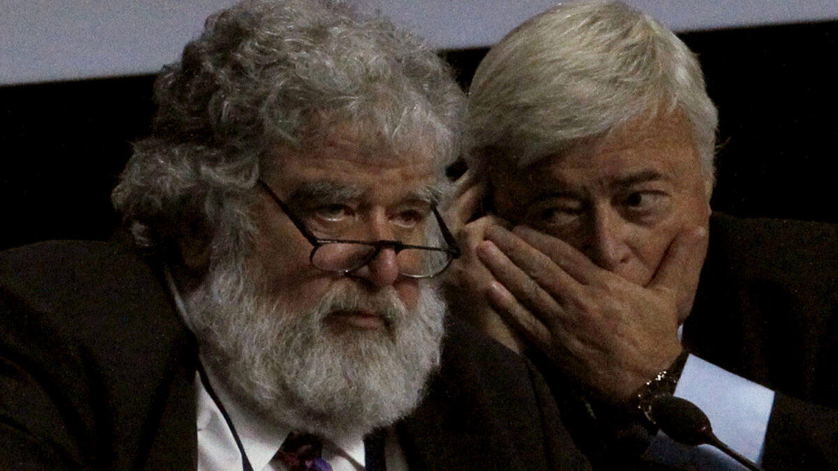 La FIFA suspende de por vida al informante Chuck Blazer