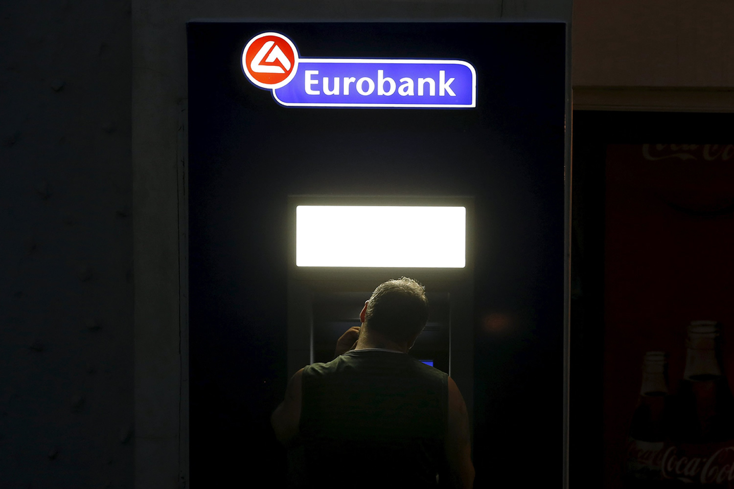 Tsipras contra el chantaje de los acreedores, agita a los suyos, pero dice que sí al Eurogrupo