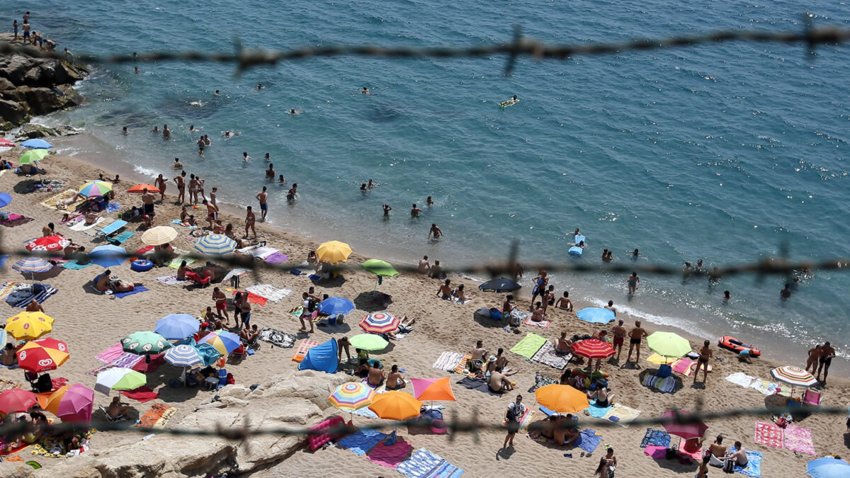 Interior teme un ataque islamista por mar en playas españolas y despliega patrullas armadas