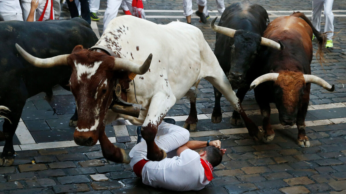 Tres heridos por asta de toro en el primer encierro de los sanfermines