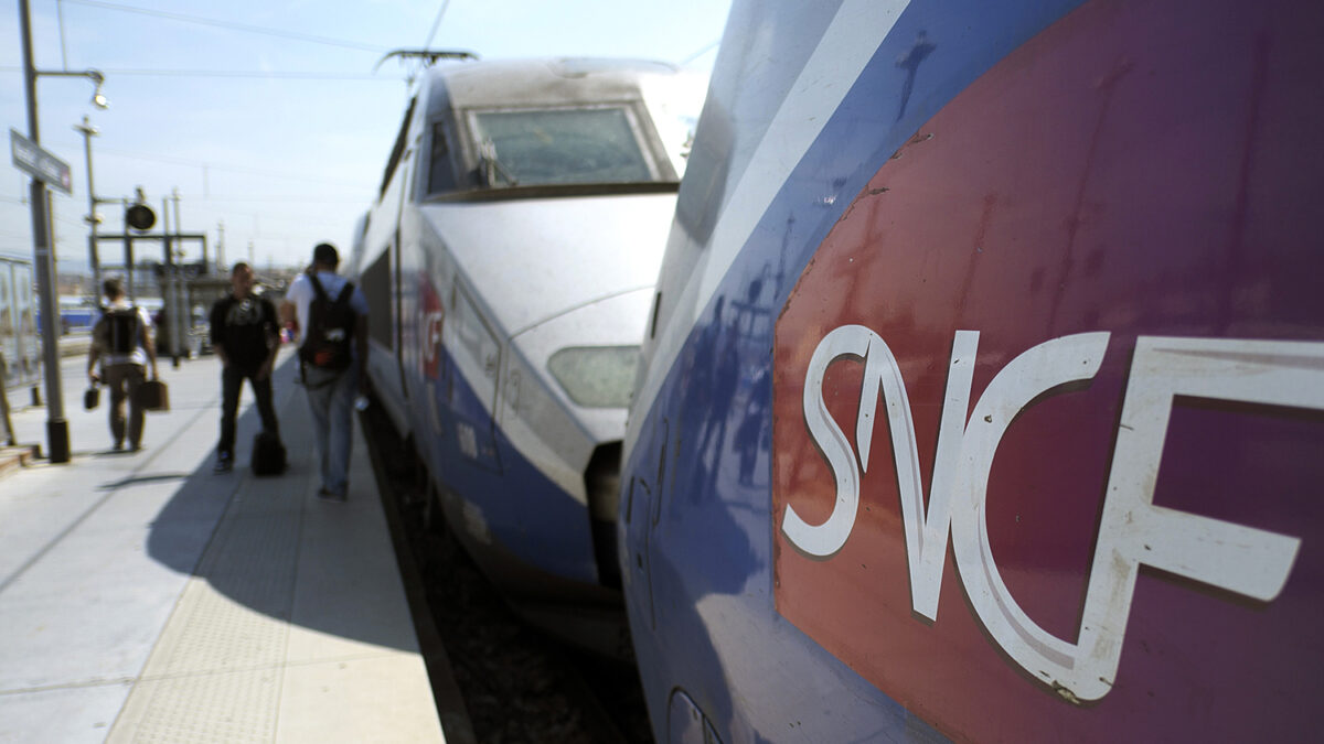 Francia fabrica trenes que no caben por los túneles de su red ferroviaria