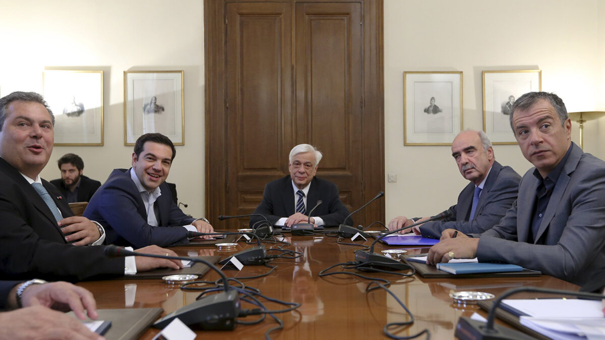 Los líderes políticos griegos cierran filas en torno a Tsipras