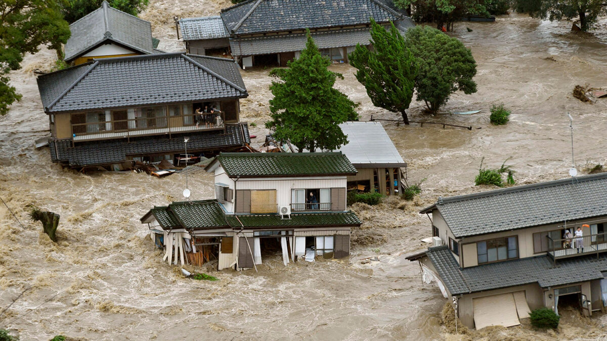 El tifón Etau engulle la ciudad de Joso y provoca graves inundaciones en Japón
