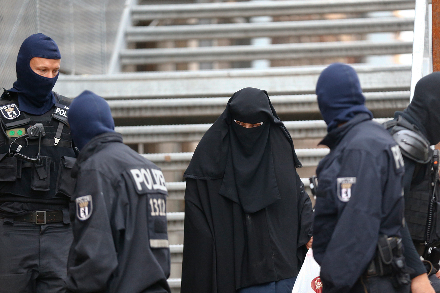 La policía alemana registra la oficina de una mezquita en Berlín en una redada contra el yihadismo